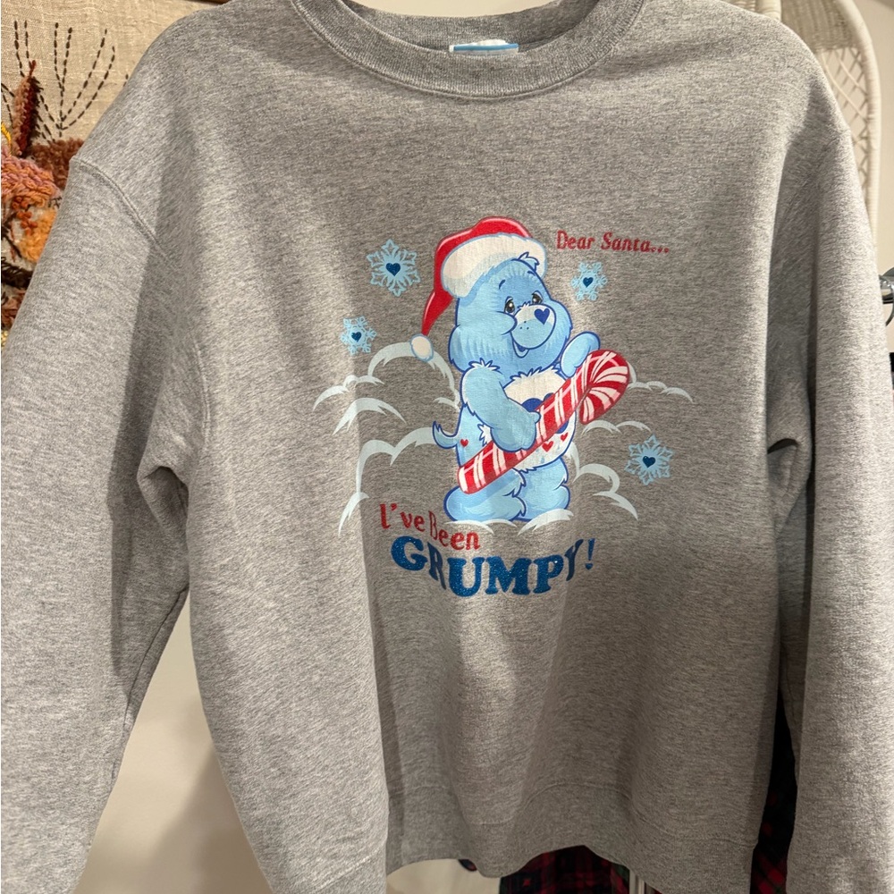 Vintage 2004 Care Bears Christmas Sweatshirt Size Medium